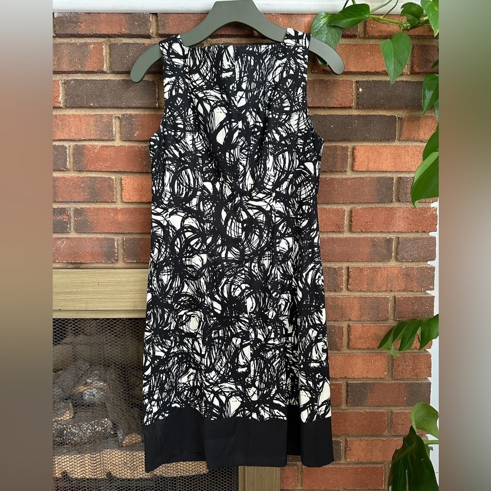 🛍️ AB Studio. Square neck dress. Excellent condition.